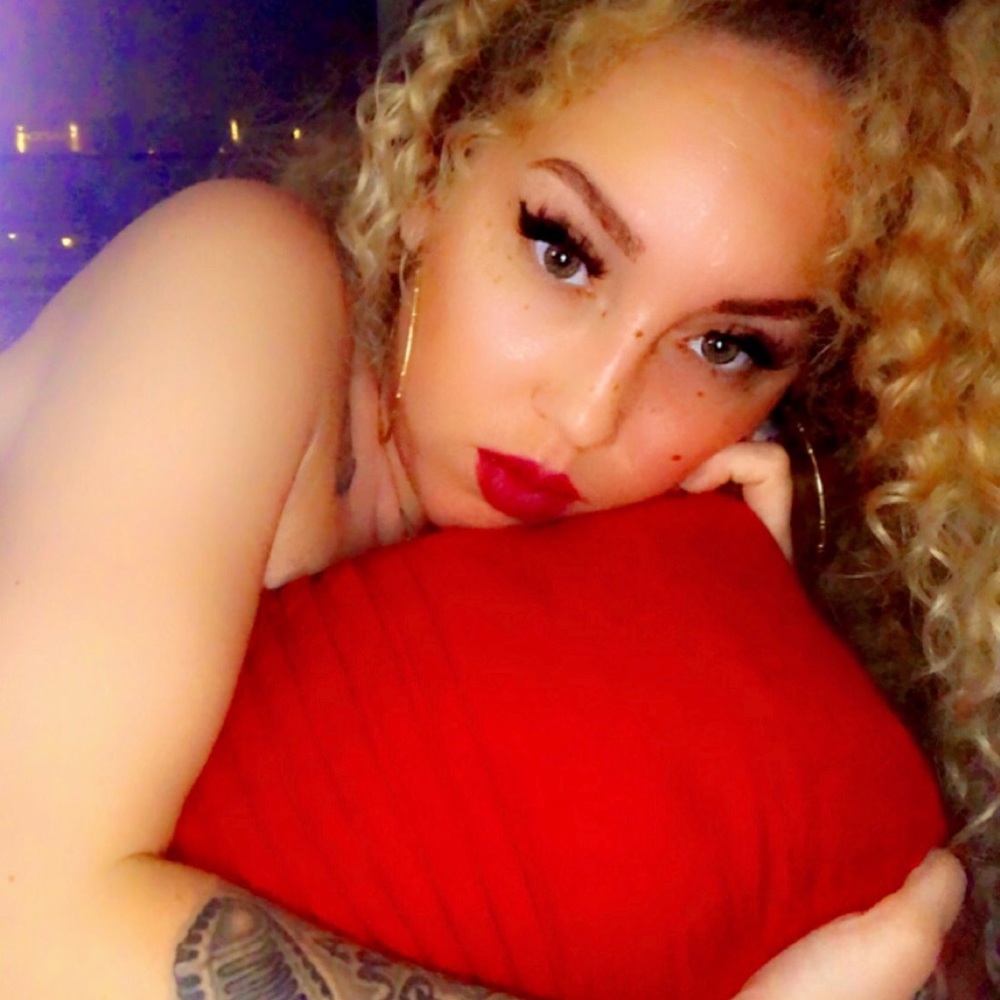 Need new homes for closet items! 🛍🏡